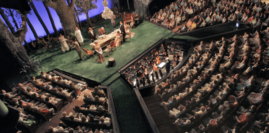 10 Reasons to Bring a Group to the Opera